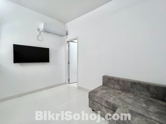 Luxurious 2-Room Studio Apartment Rent in Bashundhara R/A